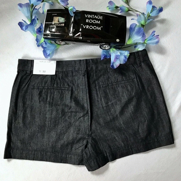 LOFT NWT Dark Wash Shorts Women 14/32 - Picture 5 of 9